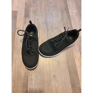 Athletic works size 10 women's black sneakers with memory foam insoles